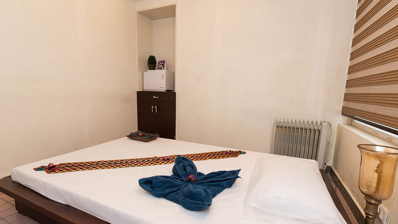 Royal Orchid Fort Resort