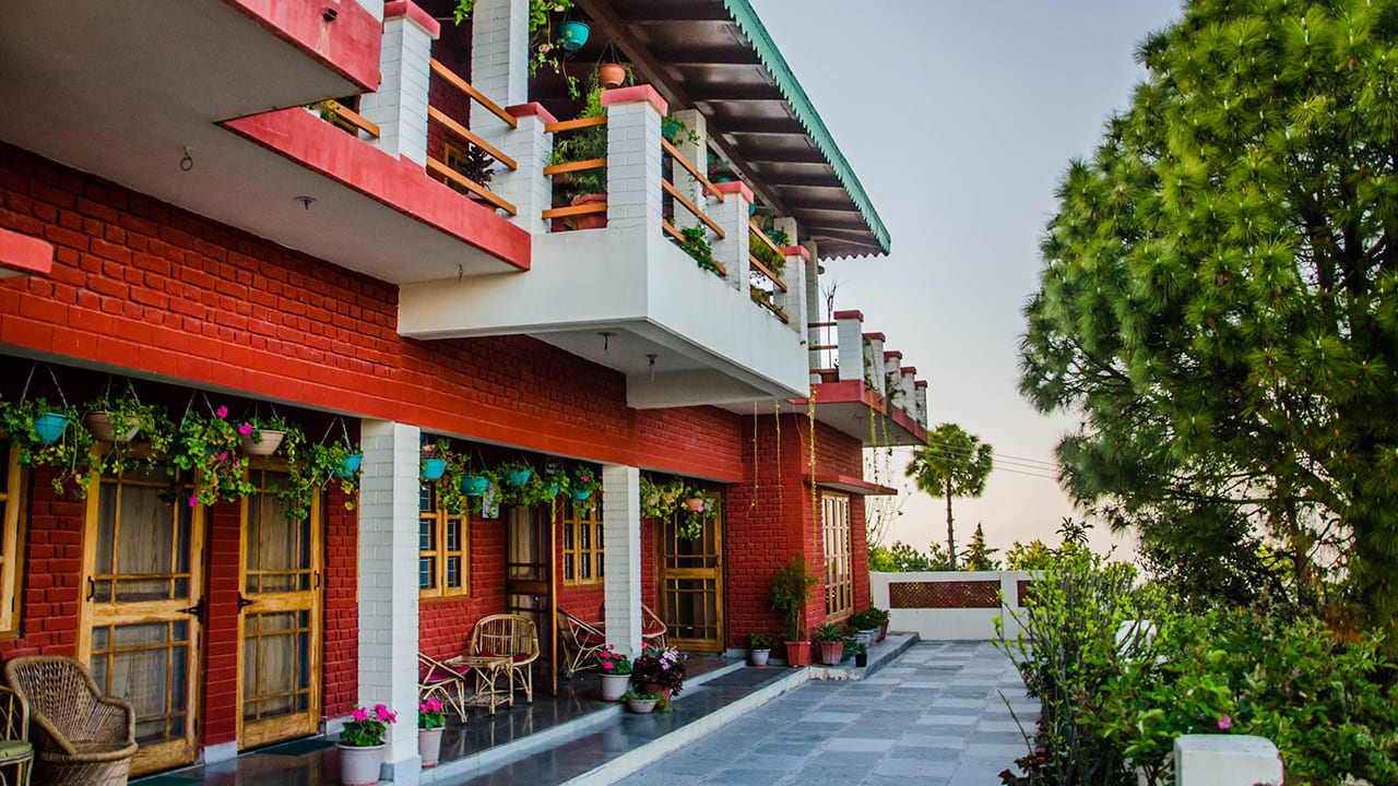 Tehri Retreat, Sursingdhar